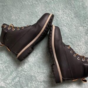 Timberland Girl’s Heritage 6” Premium Waterproof Boots | US 7